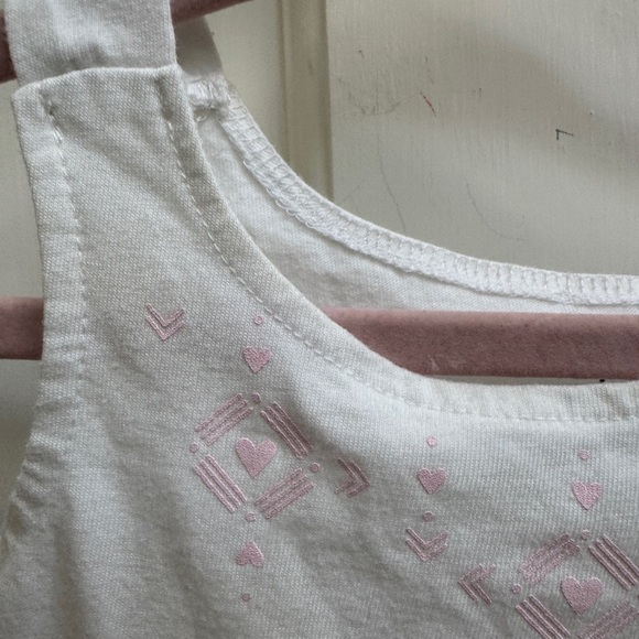 Jumping Beans 12M Girls White and Pink Geometric Patterned Tank Top Blouse - Picture 2 of 6